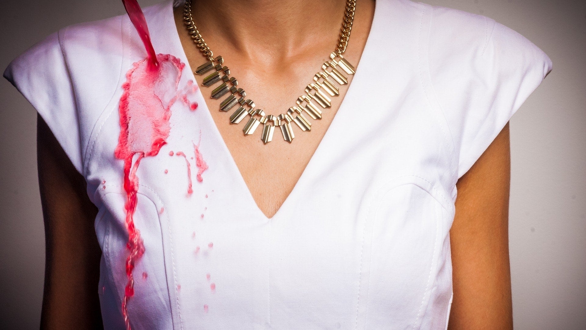 how to remove a wine stain easy