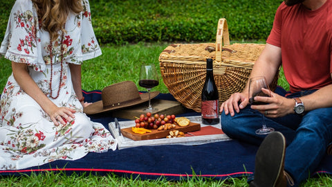 Summer Picnic Essentials For Any Picnic Occasion